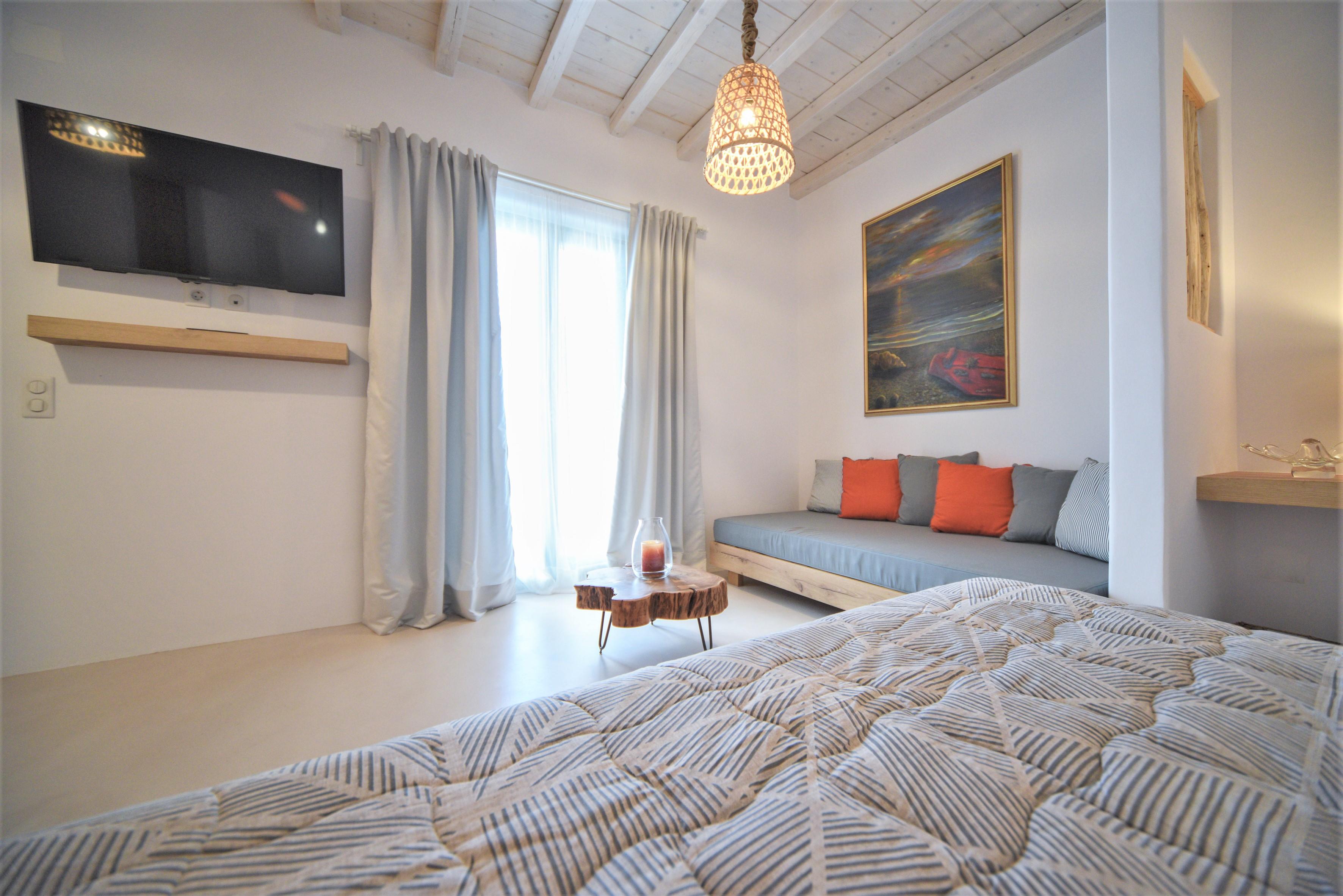 Myconian Crown Hotel