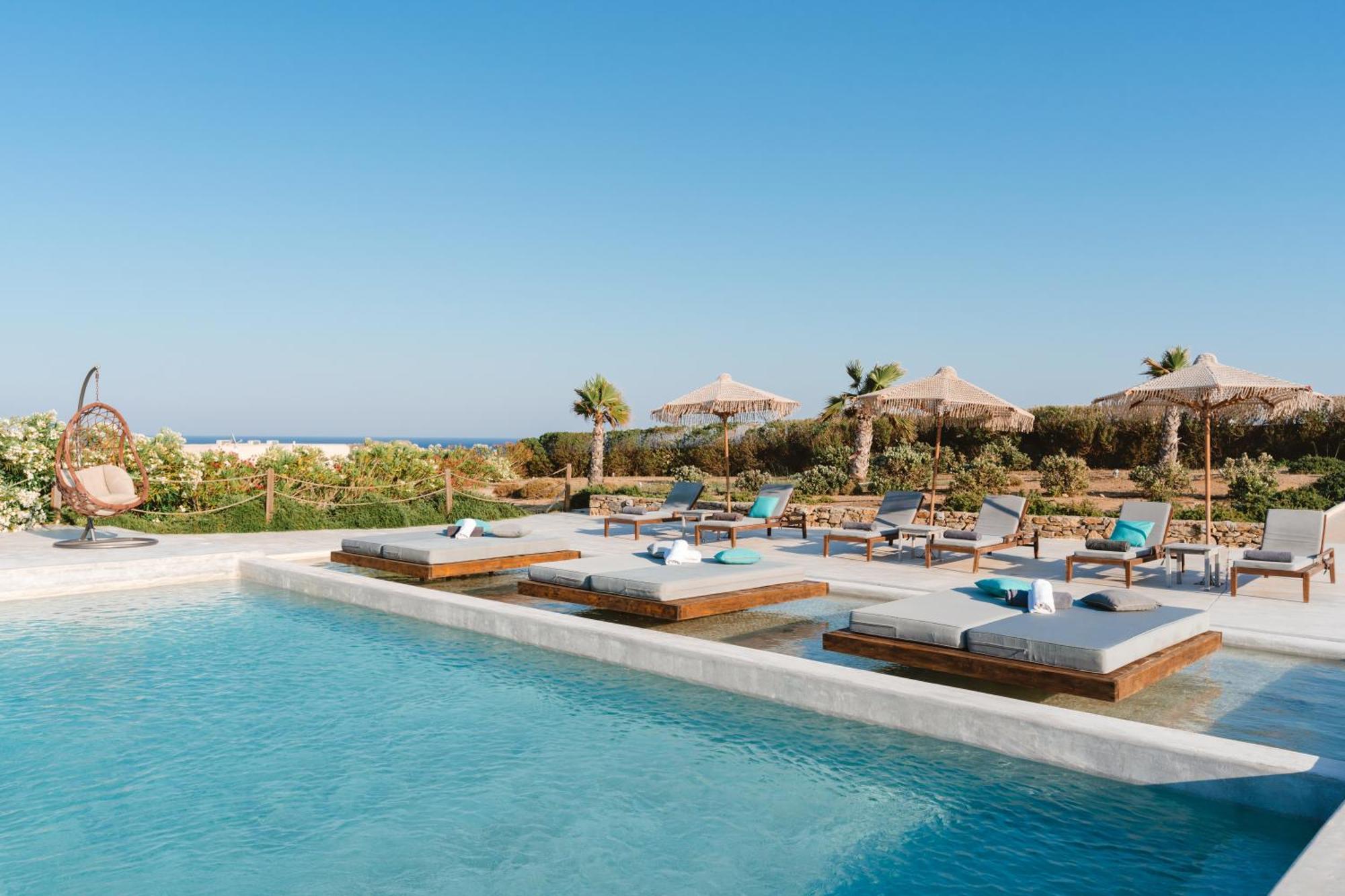 Myconian Crown 4* Kalafatis