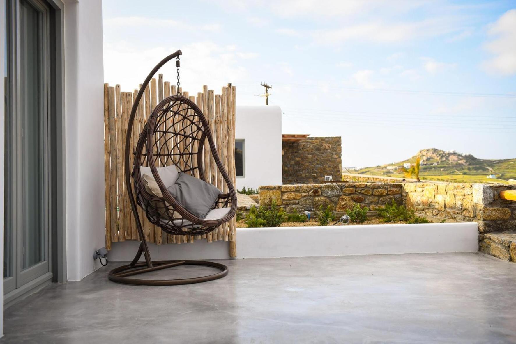Hotel Myconian Crown