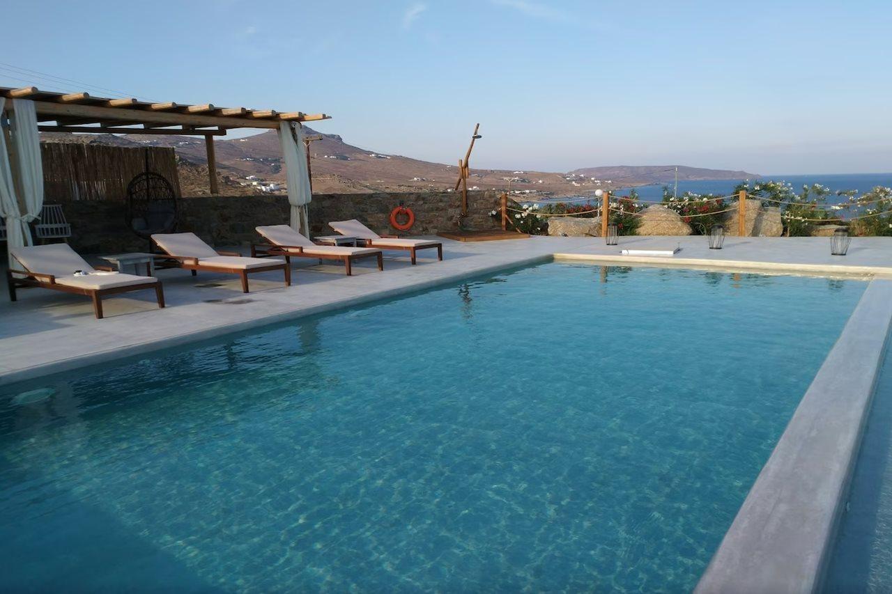 Hotel Myconian Crown
